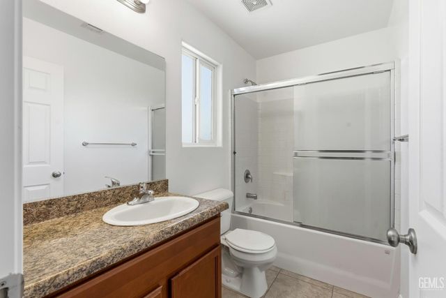 6201 Leo Street, Bakersfield, CA 93307