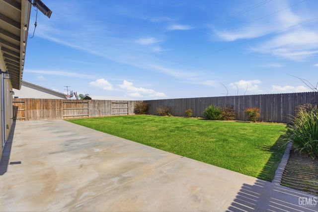 6201 Leo Street, Bakersfield, CA 93307