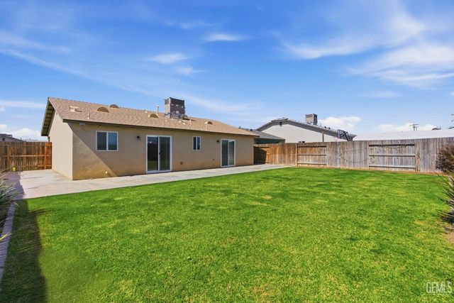 6201 Leo Street, Bakersfield, CA 93307