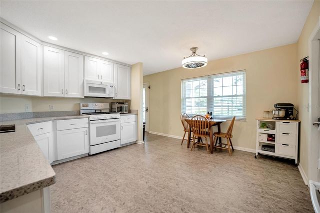 9685 SW 97TH STREET, Ocala, FL 34481