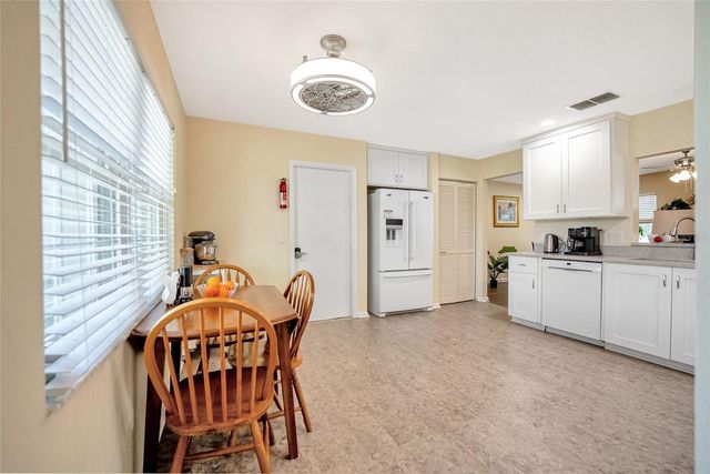 9685 SW 97TH STREET, Ocala, FL 34481