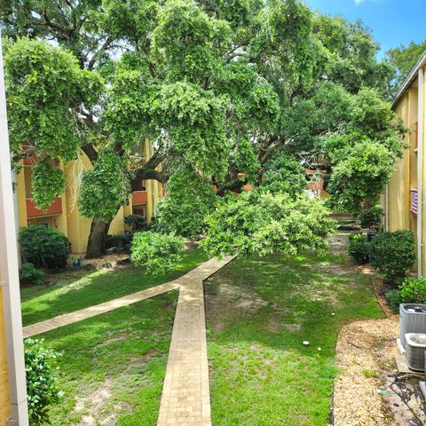 209 W Miracle Strip Parkway, APT B202, Mary Esther, FL 32569