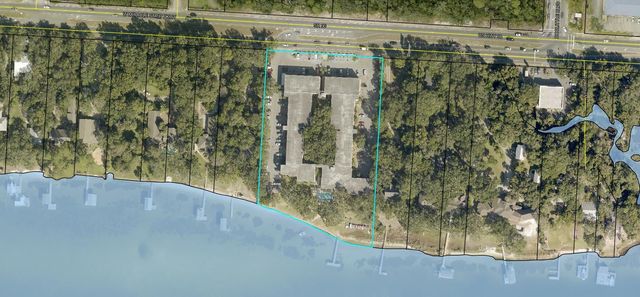 209 W Miracle Strip Parkway, APT B202, Mary Esther, FL 32569