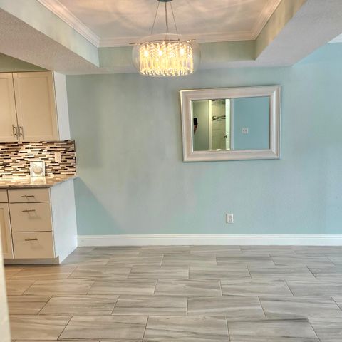 209 W Miracle Strip Parkway, APT B202, Mary Esther, FL 32569