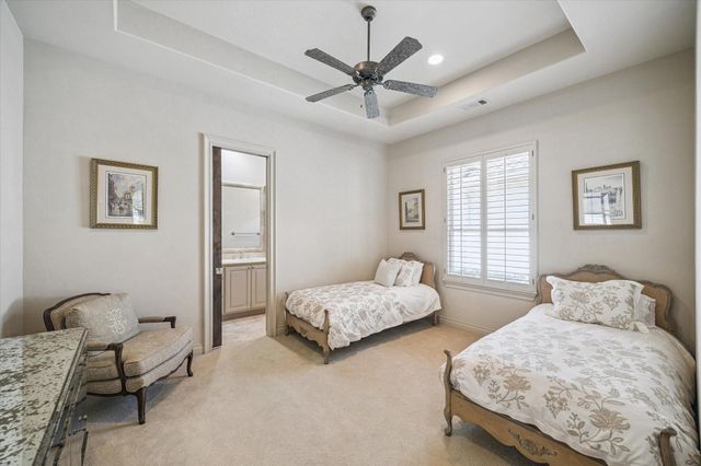 78 Angelique Way, The Woodlands, TX 77382