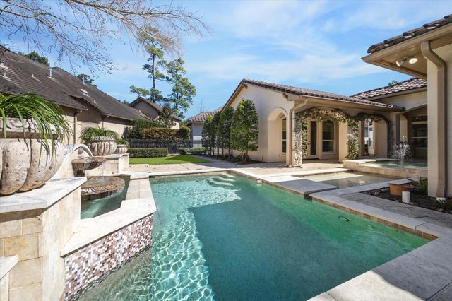 78 Angelique Way, The Woodlands, TX 77382