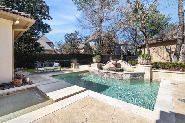 78 Angelique Way, The Woodlands, TX 77382