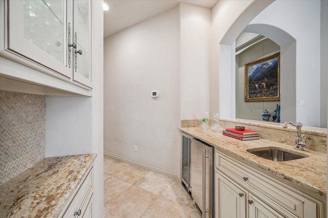 78 Angelique Way, The Woodlands, TX 77382