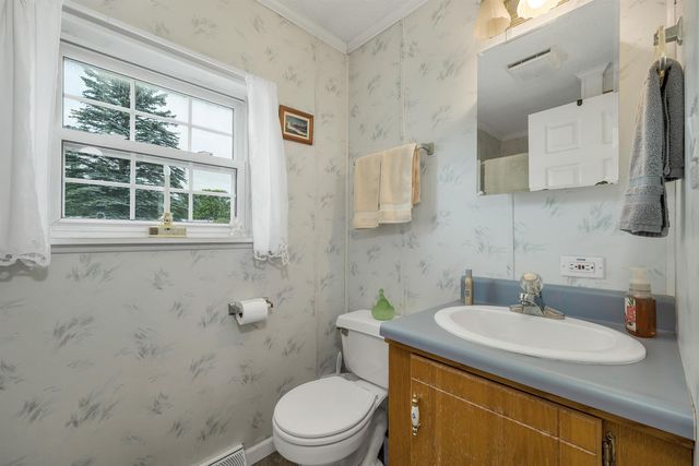 15 Carpenter Park Road, Plymouth, NH 03264