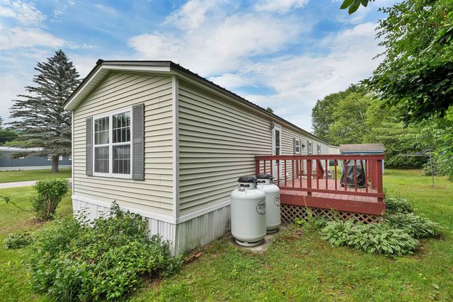 15 Carpenter Park Road, Plymouth, NH 03264
