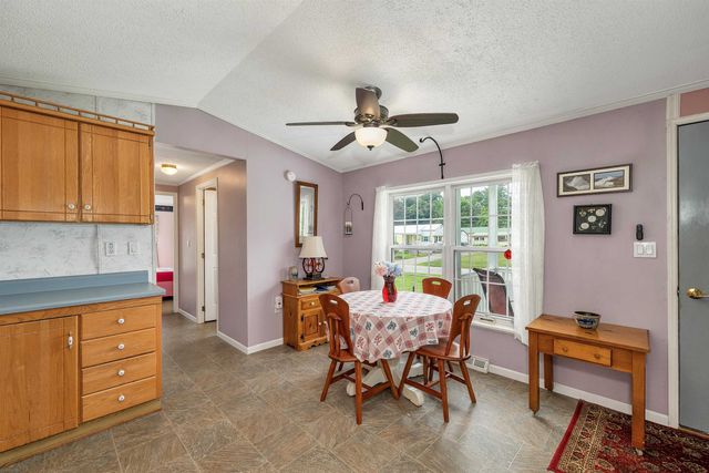 15 Carpenter Park Road, Plymouth, NH 03264