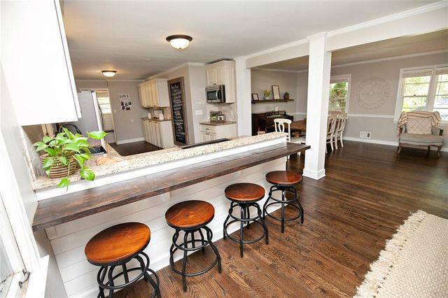 250 Wavetree Drive, Roswell, GA 30075
