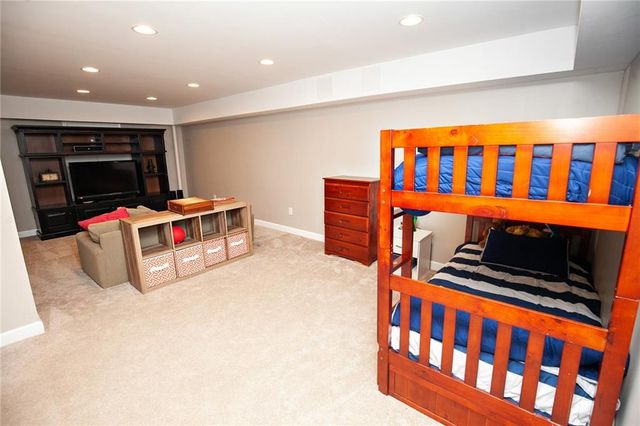 250 Wavetree Drive, Roswell, GA 30075