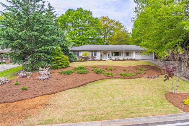 250 Wavetree Drive, Roswell, GA 30075