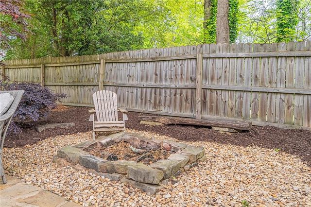 250 Wavetree Drive, Roswell, GA 30075