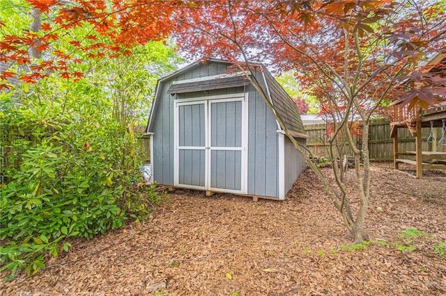 250 Wavetree Drive, Roswell, GA 30075