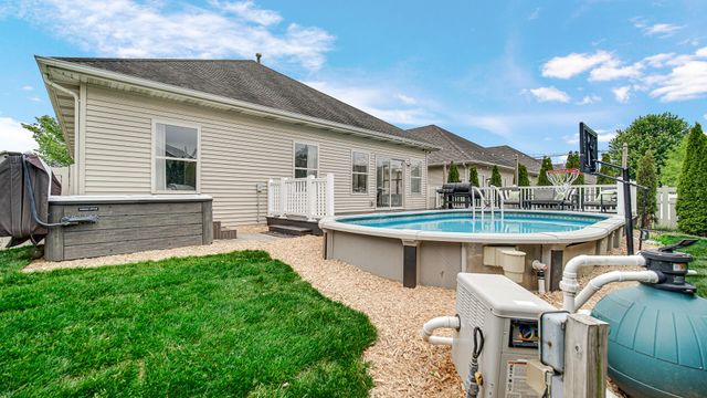 7628 E 103rd Drive, Crown Point, IN 46307