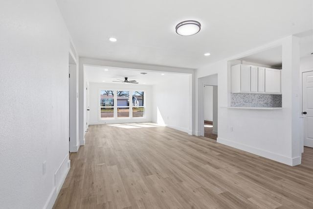 4232 Bonham Ave, Odessa, TX 79762