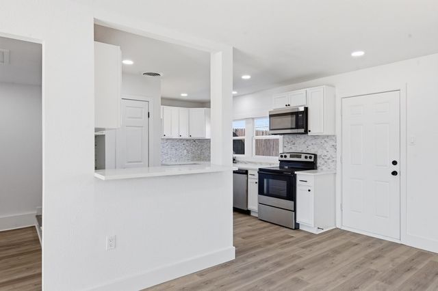 4232 Bonham Ave, Odessa, TX 79762