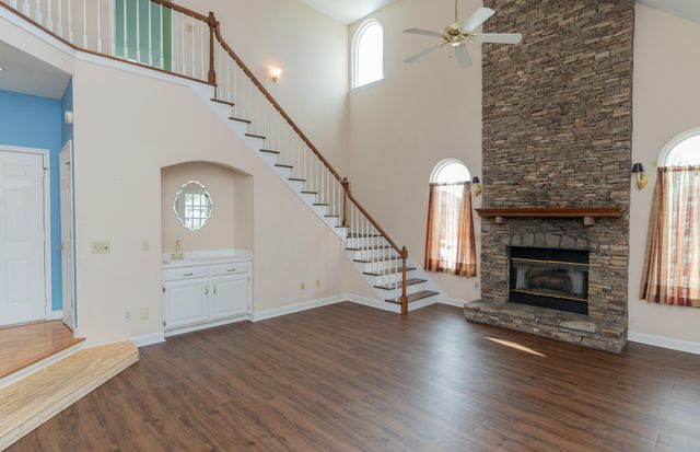 2421 Laurelton Creek Lane, Chattanooga, TN 37421