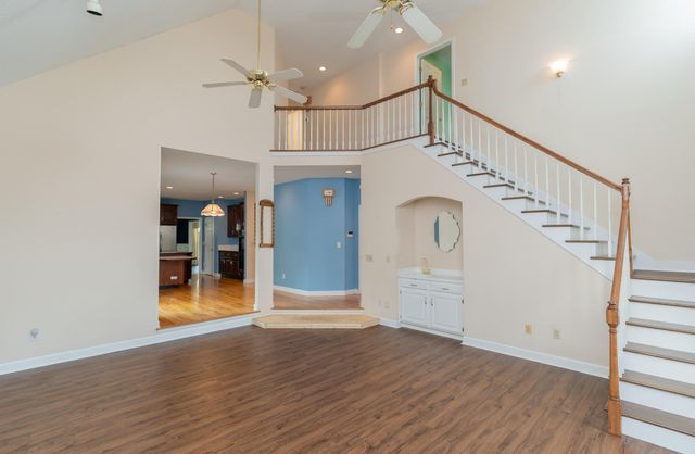 2421 Laurelton Creek Lane, Chattanooga, TN 37421