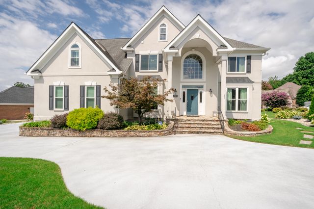 2421 Laurelton Creek Lane, Chattanooga, TN 37421