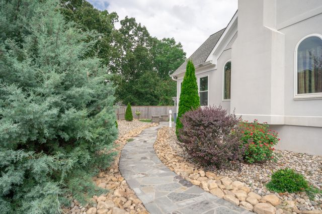 2421 Laurelton Creek Lane, Chattanooga, TN 37421