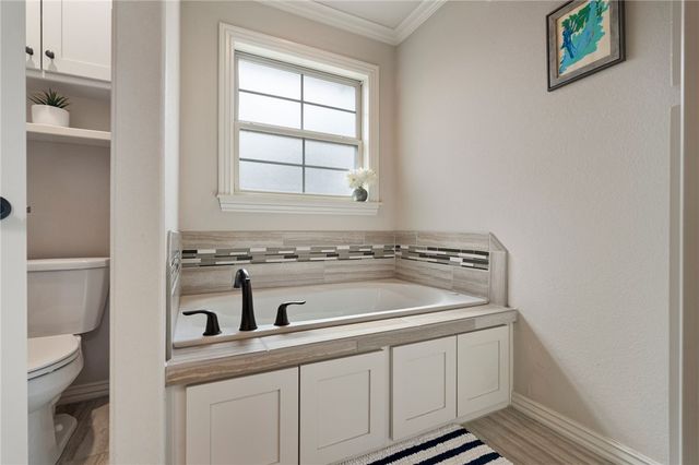 5612 Thomas Road, Fort Smith, AR 72916