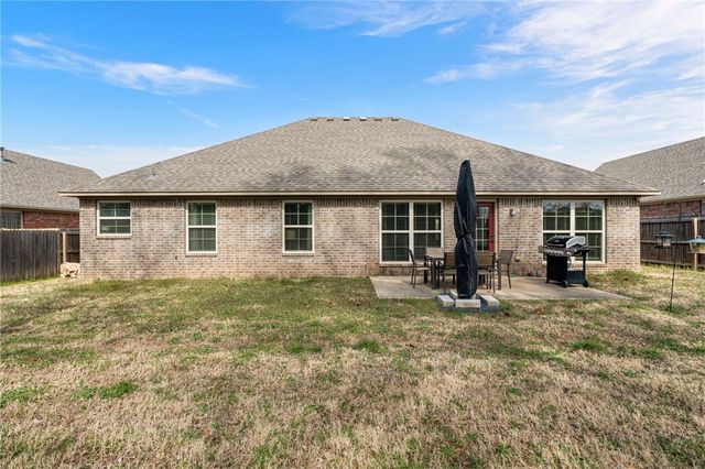 5612 Thomas Road, Fort Smith, AR 72916