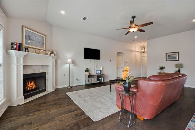 5612 Thomas Road, Fort Smith, AR 72916