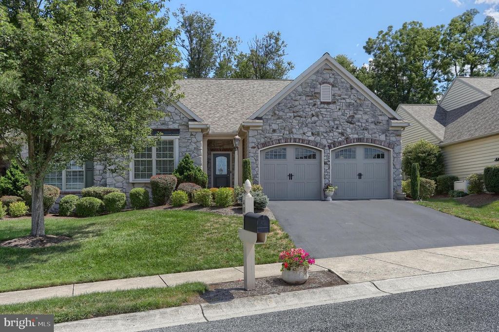403 VILLAGE WAY, Harrisburg, PA 17112