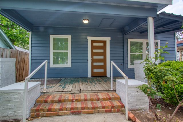 2511 W Lovers Lane, Dallas, TX 75235