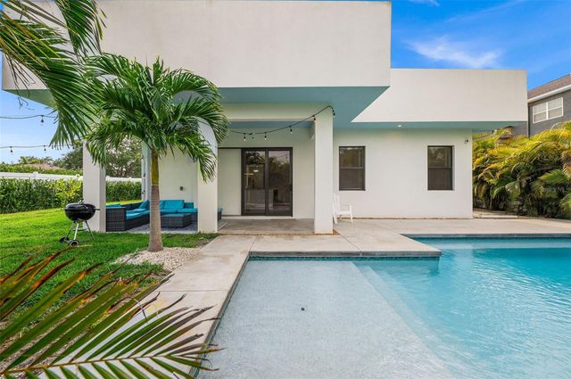 5351 MOELLER AVENUE, Sarasota, FL 34233