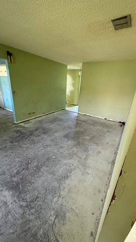 2716 Starwood Circle, West Palm Beach, FL 33406
