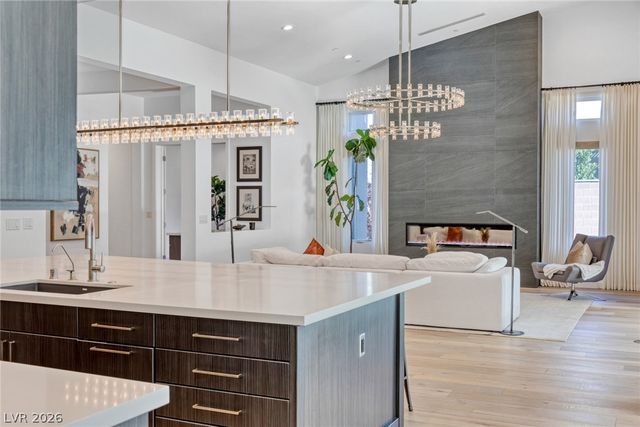 2195 Overlook Canyon Lane, Henderson, NV 89052