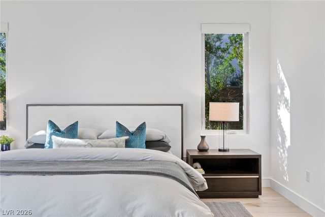 2195 Overlook Canyon Lane, Henderson, NV 89052