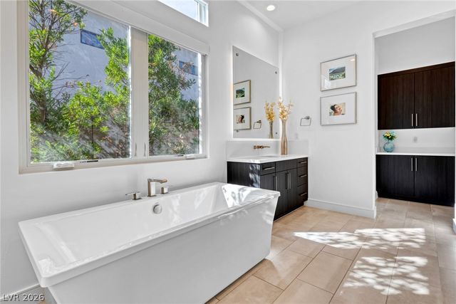 2195 Overlook Canyon Lane, Henderson, NV 89052