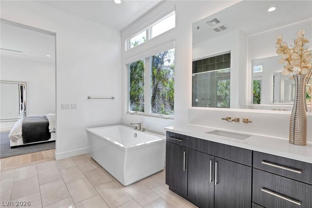 2195 Overlook Canyon Lane, Henderson, NV 89052