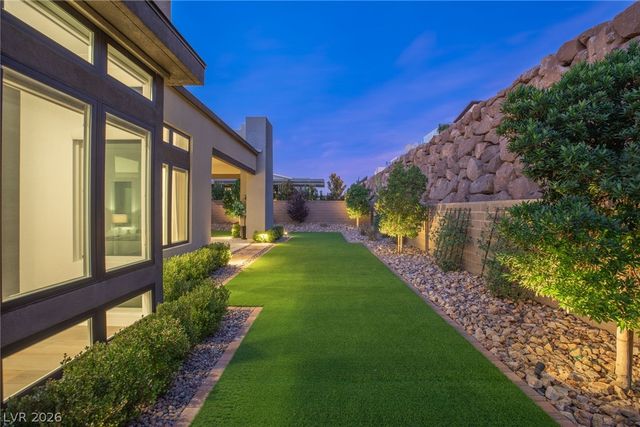 2195 Overlook Canyon Lane, Henderson, NV 89052