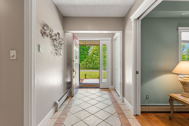 20 Patton Woods Road, Charlotte, VT 05445