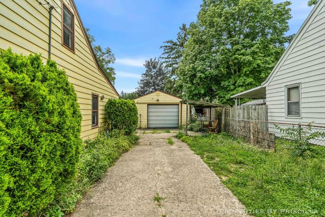 348 Ridgewood Street Se, City Of Kentwood, MI 49548