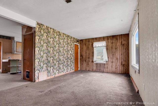 348 Ridgewood Street Se, City Of Kentwood, MI 49548