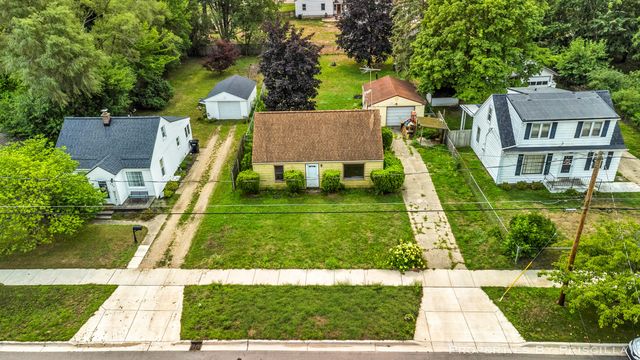 348 Ridgewood Street Se, City Of Kentwood, MI 49548