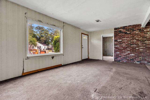 348 Ridgewood Street Se, City Of Kentwood, MI 49548