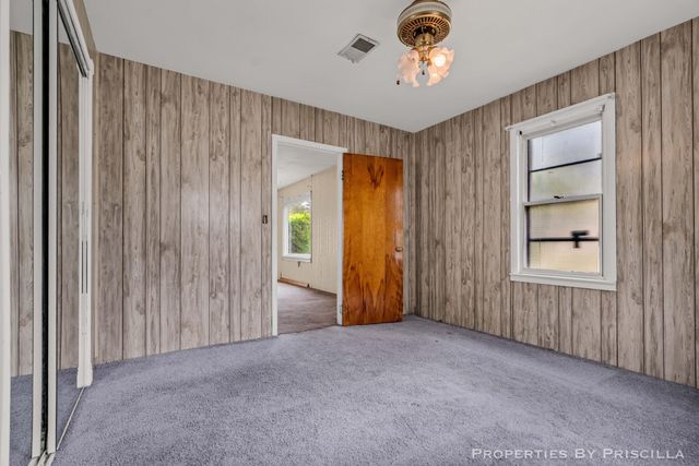 348 Ridgewood Street Se, City Of Kentwood, MI 49548