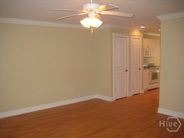 1035 Barnett Shoals Road 912, Athens, GA 30605