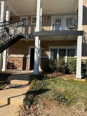 1035 Barnett Shoals Road 912, Athens, GA 30605