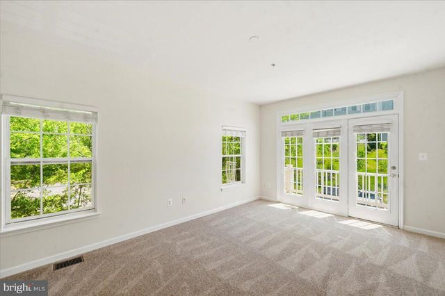 14498 VILLAGE HIGH ST, Gainesville, VA 20155