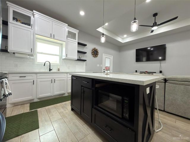 32797 Jorge Street, Los Fresnos, TX 78566