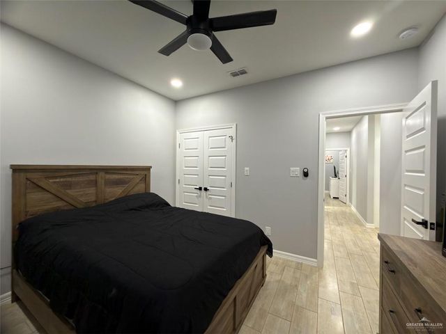 32797 Jorge Street, Los Fresnos, TX 78566